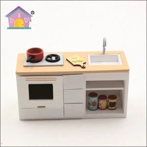 Дерев'яні меблі для лялькових будиночків